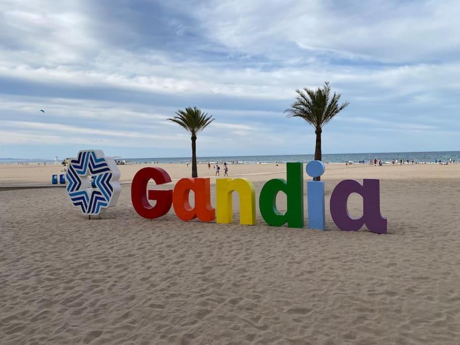 Lovely Family Apartment 2 Min. From The Beach Playa de Gandia Exterior photo