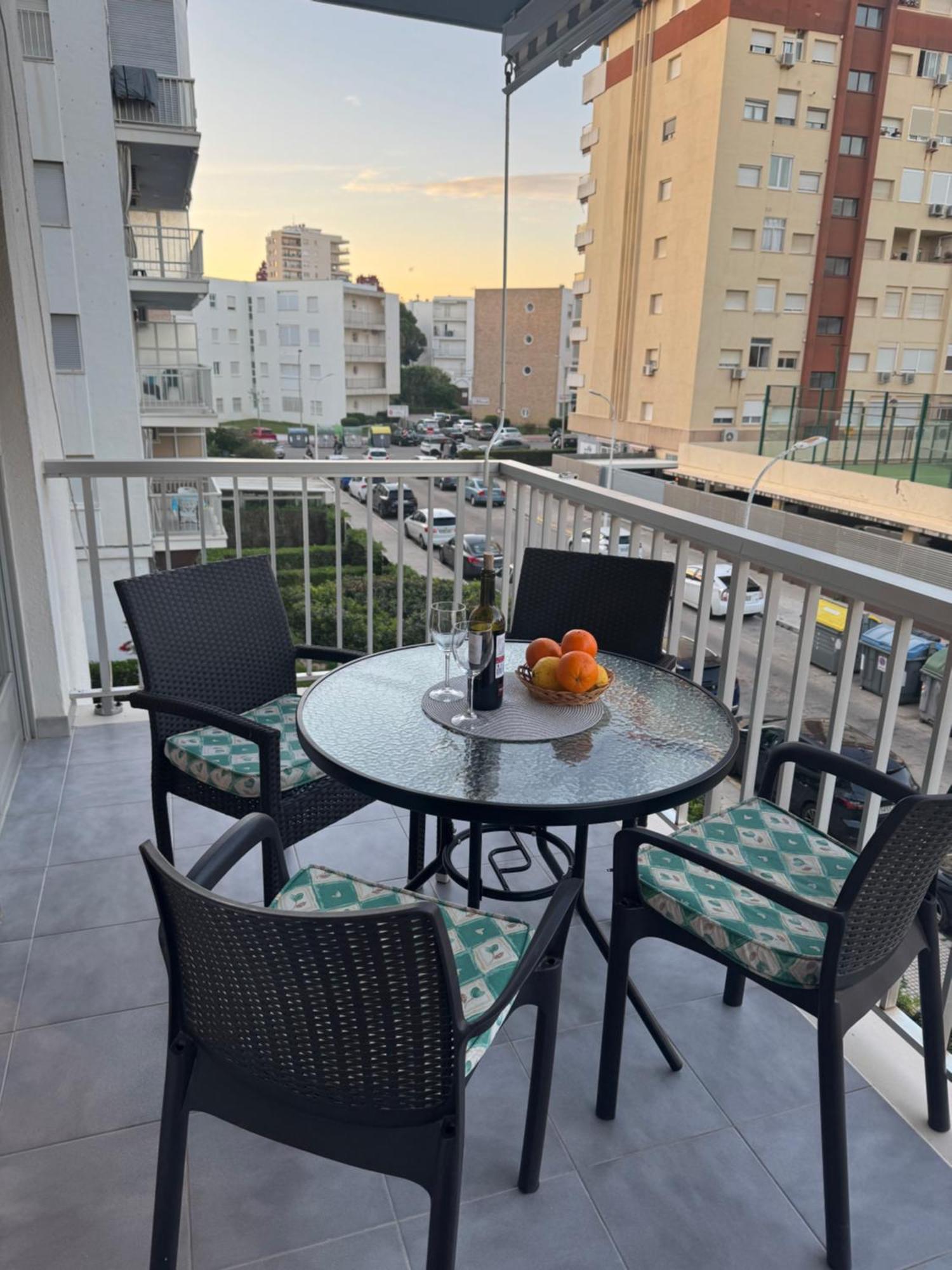 Lovely Family Apartment 2 Min. From The Beach Playa de Gandia Exterior photo