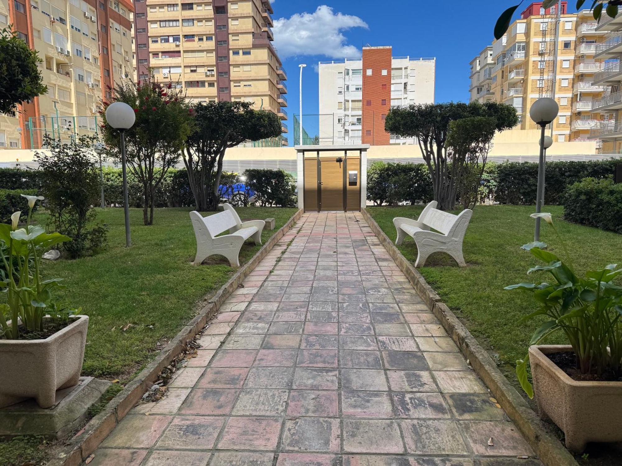 Lovely Family Apartment 2 Min. From The Beach Playa de Gandia Exterior photo